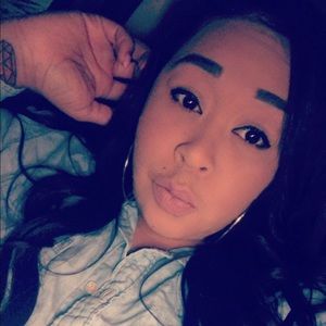 Meet your Posher, Bya